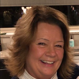 Meet your Posher, Cindy